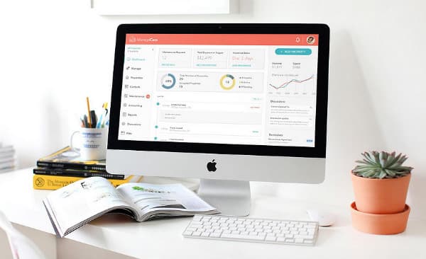 Hutstack dashboard with AI features